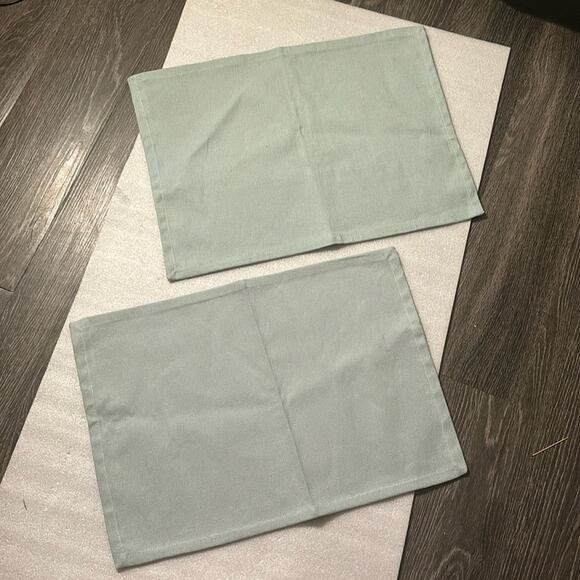 Mint Green Textured Placemats 2 Table Linens Party Holiday Dining  Christmas - Picture 1 of 6